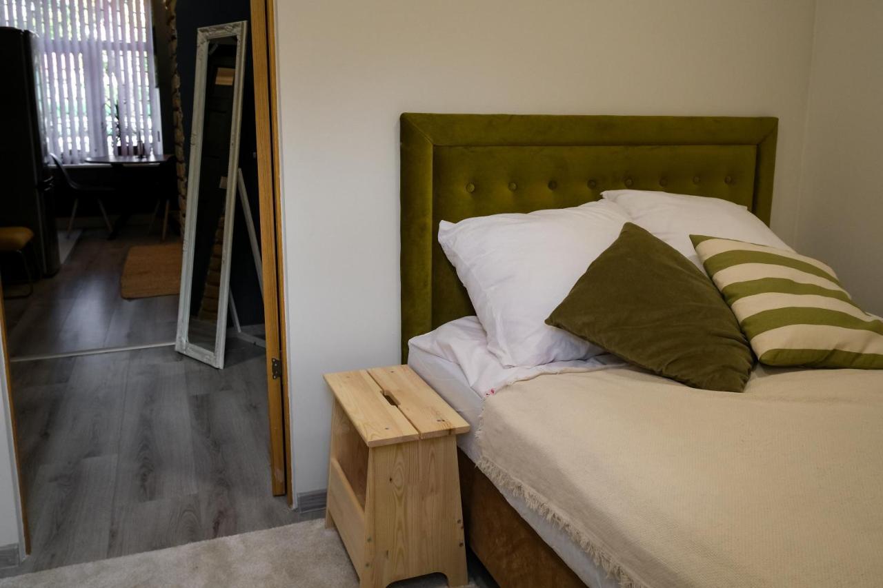 Silti, Atjaunoti Dzivokli Tuvu Centram - 1St Floor Apartment Rīga Exterior foto
